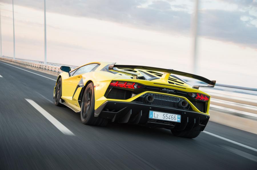  Lamborghini Aventador SVJ 2018 года  (NA) (фото 13 из 23)